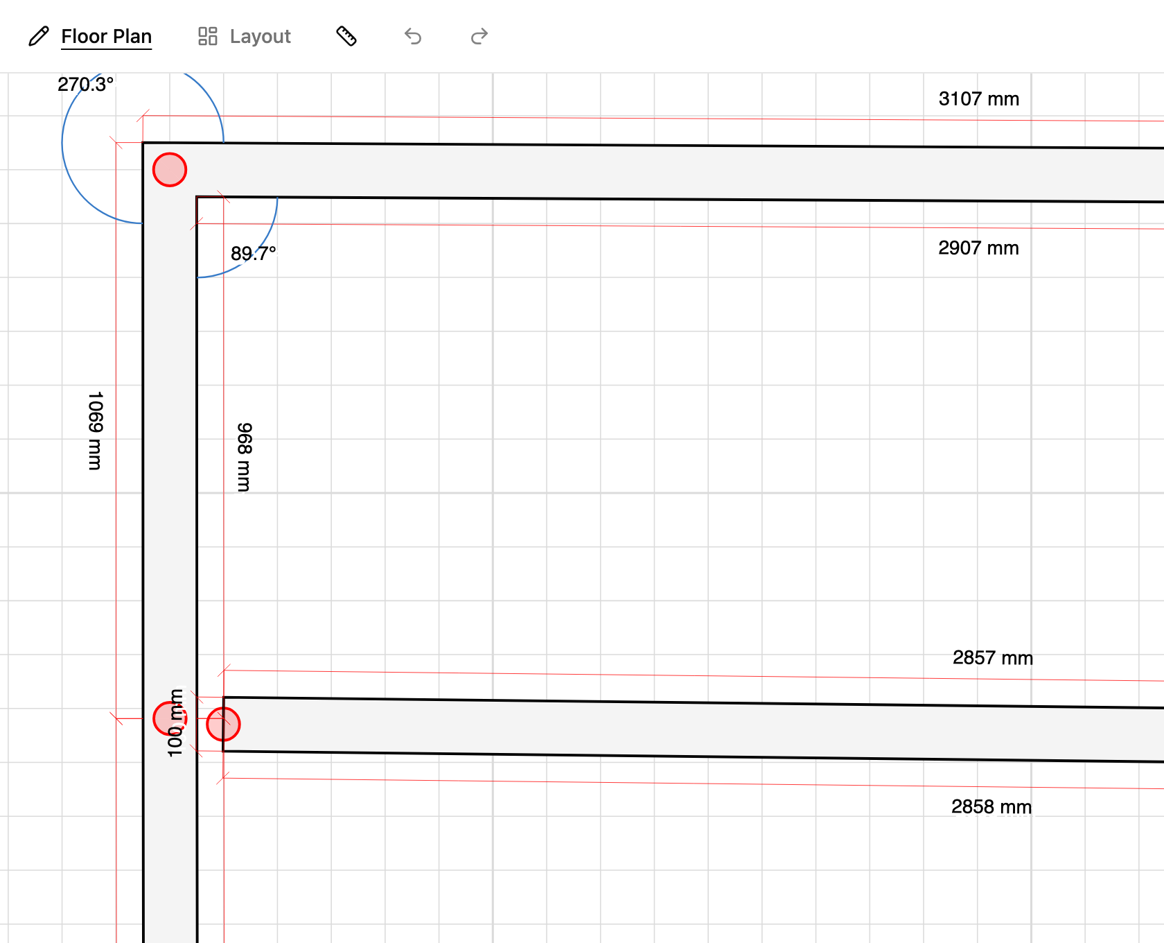 Two corners close together on a floor plan in TilingPlan